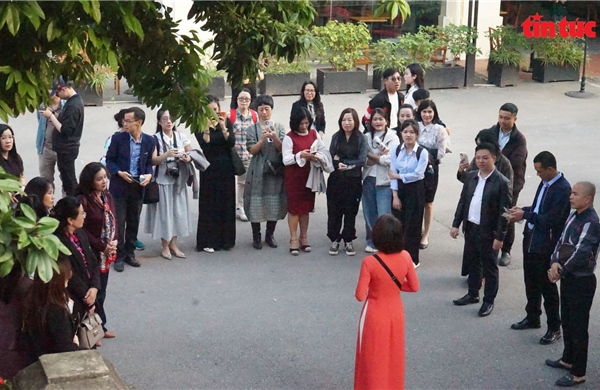 Ra mắt sản phẩm du lịch ‘Ký ức Cột cờ’: Trở về những thời khắc thiêng liêng của Thủ đô