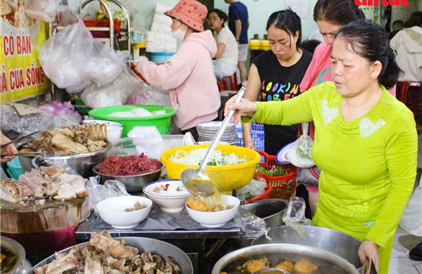 ‘Bản đồ ẩm thực’ không thể bỏ lỡ khi ghé thăm Huế dịp 30/4 - 1/5