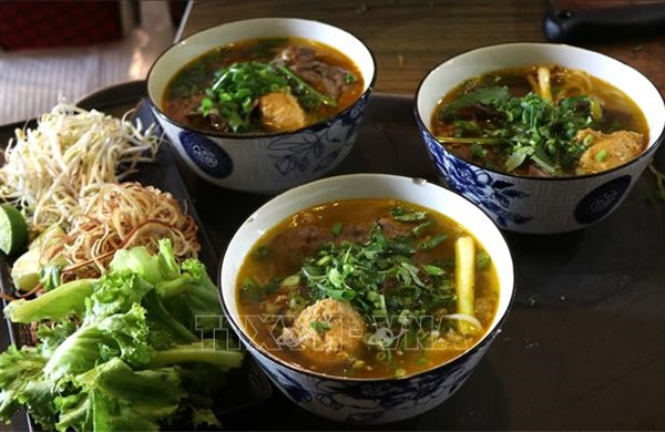 Hấp dẫn sự kiện hội tụ quán bún bò Huế tiêu biểu cả nước