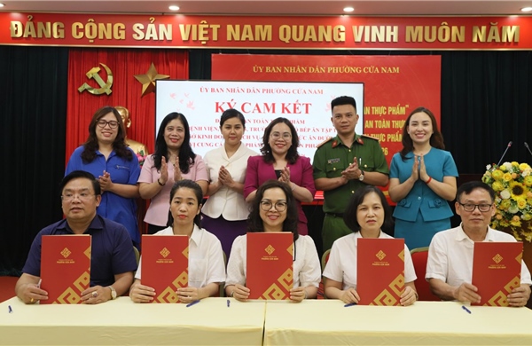 Những 'lá chắn' thép canh giữ sức khỏe cho nhân dân