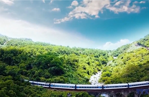 Tuyến tàu Thống Nhất Bắc – Nam: Hành trình tàu hỏa ấn tượng nhất thế giới năm 2025