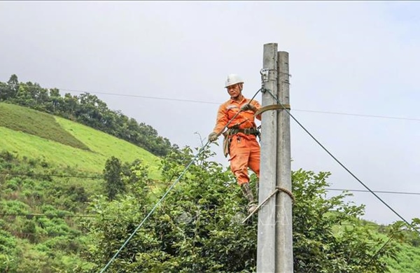 Cảnh báo an toàn điện trong bão số 5