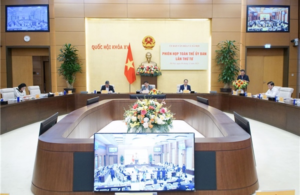 Tháo gỡ điểm nghẽn, tạo đột phá phát triển giáo dục và y tế