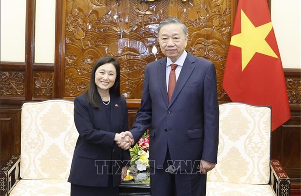 Tổng Bí thư, Chủ tịch nước Tô Lâm tiếp các Đại sứ trình Quốc thư