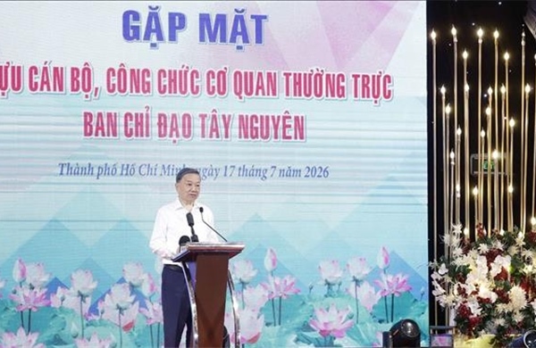 Tổng Bí thư, Chủ tịch nước Tô Lâm gặp mặt cựu cán bộ, công chức Cơ quan Thường trực Ban Chỉ đạo Tây Nguyên