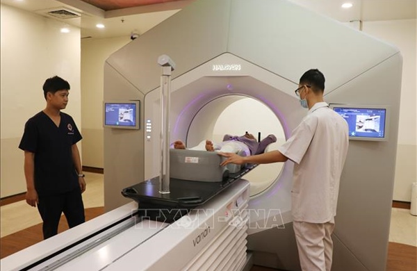 Ứng dụng năng lượng nguyên tử để phát triển nền y học hiện đại