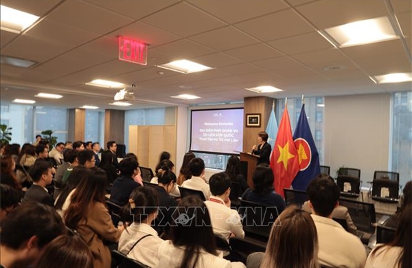 Hướng nghiệp và Kết nối cho sinh viên Việt Nam tại Mỹ 