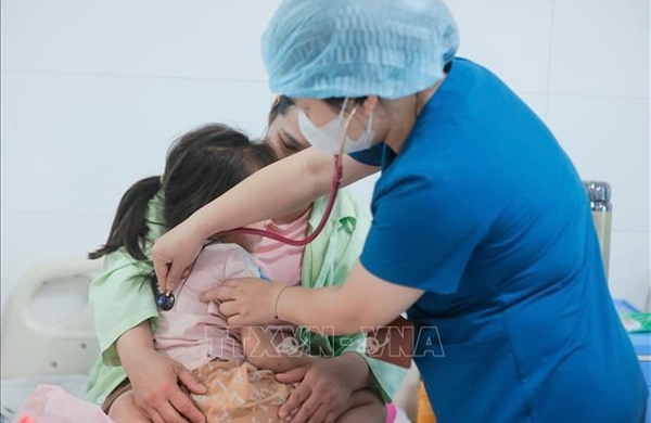 Không để &#39;khoảng trống&#39; tiêm chủng bệnh sởi với trẻ trong độ tuổi