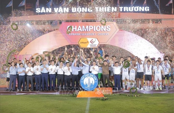 Thép Xanh Nam Định đặt mục tiêu vô địch V.League 3 năm liên tiếp