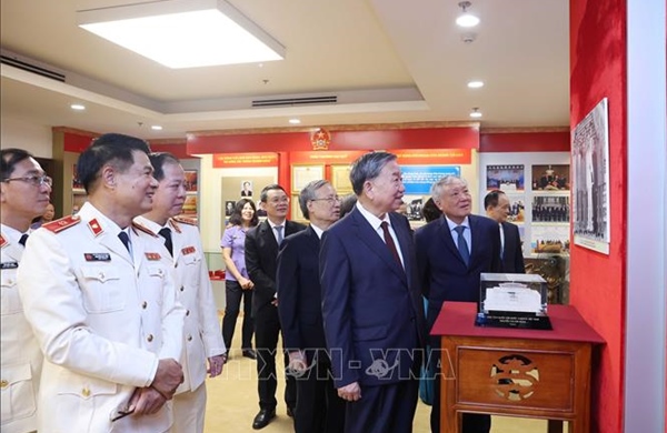 Tổng Bí thư: Ngành Kiểm sát nhân dân góp phần kiến tạo xã hội kỷ cương, công bằng, dân chủ, văn minh