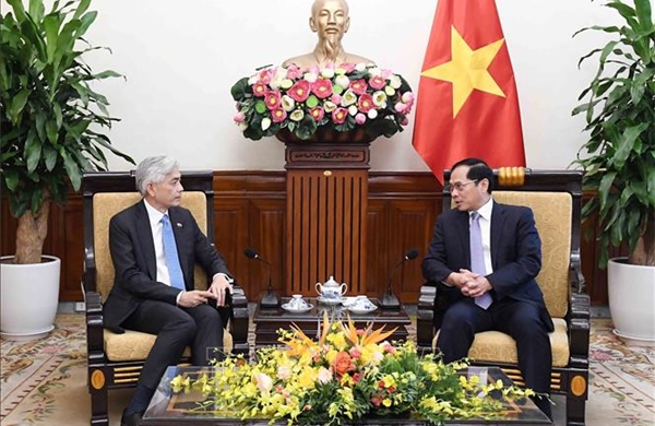 Việt Nam là đối tác quan trọng của Singapore ở khu vực