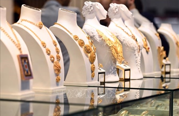 Giới đầu tư tiếp tục rót tiền, giá vàng biến động nhẹ