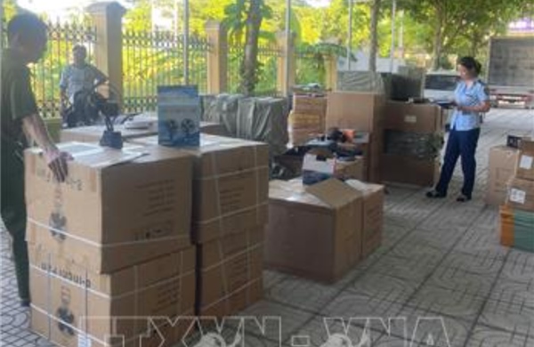 Phát hiện, xử lý hơn 1.800 quạt điện không hóa đơn, chứng từ