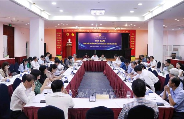 Tham vấn chuyên gia về Dự thảo Luật Báo chí (sửa đổi)