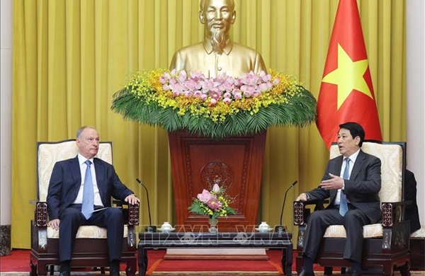 Chủ tịch nước Lương Cường tiếp Trợ lý Tổng thống Nga, Chủ tịch Hội đồng Biển Liên bang Nga