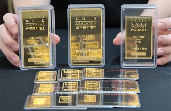 Giá vàng và bạc đồng loạt lập kỷ lục mới