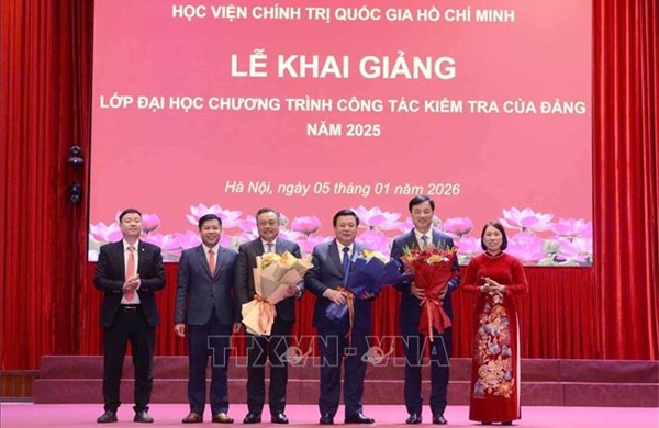 Khai giảng lớp đào tạo trình độ đại học Chương trình Công tác kiểm tra của Đảng