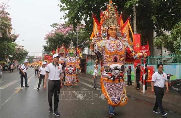 Ứng dụng khoa học, công nghệ phát triển du lịch thông minh, tăng liên kết vùng