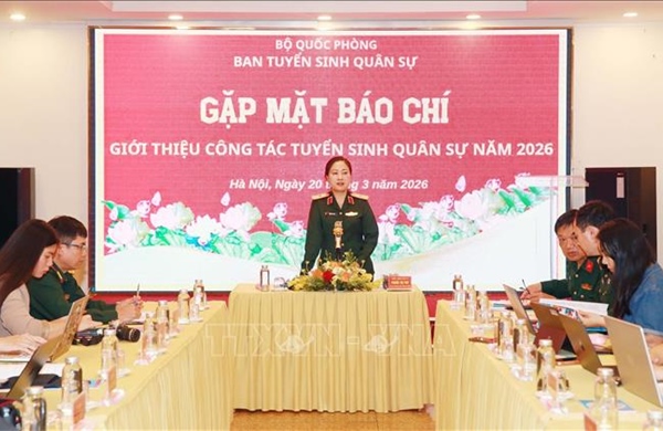 Ba học viện của Quân đội tuyển thí sinh nữ