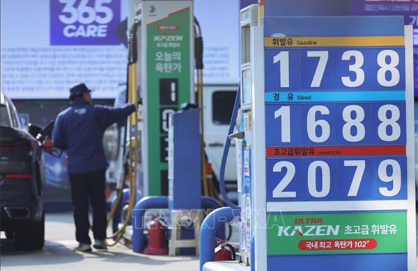 Dầu ghi nhận tuần tăng giá giữa những âu lo về xung đột Trung Đông