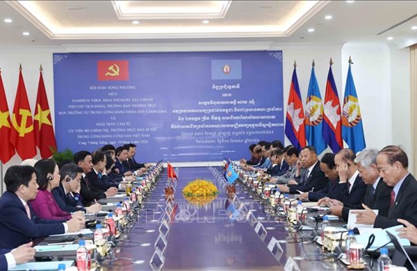 Việt Nam - Campuchia tiếp tục củng cố vững chắc tin cậy chính trị