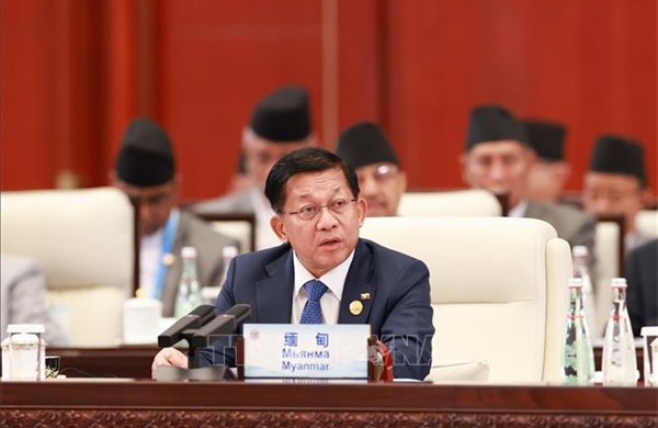 Tân Tổng thống Myanmar nhậm chức