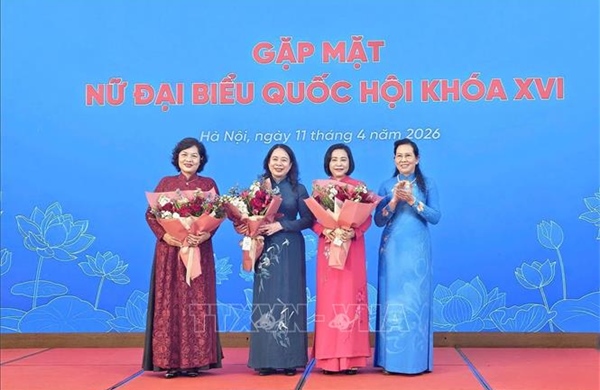 Gặp mặt nữ đại biểu Quốc hội khóa XVI