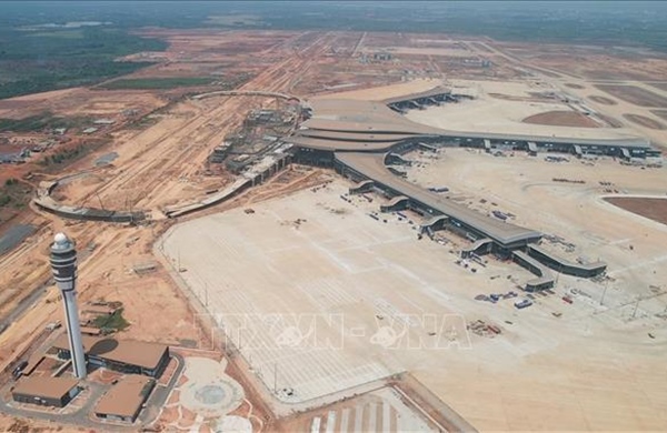 Kết luận của Phó Thủ tướng Thường trực tại cuộc họp về điều chỉnh quy hoạch hệ thống cảng hàng không toàn quốc
