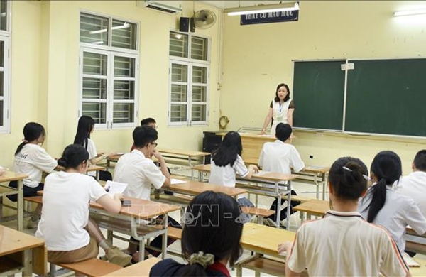 Kỳ thi lớp 10 tại Hà Nội: Còn những lựa chọn khác ngoài trường công lập