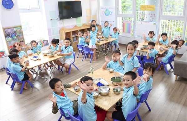 Bổ sung vi chất dinh dưỡng để nâng cao tầm vóc, sức khỏe và trí tuệ