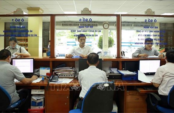 Hoàn thiện quy định về hoàn thành nghĩa vụ nộp thuế trong trường hợp xuất cảnh