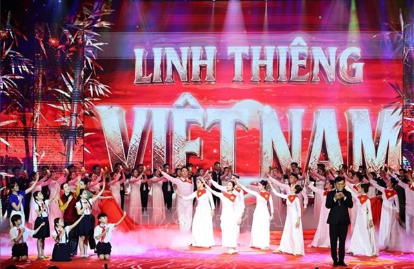 Chương trình chính luận nghệ thuật ‘ADN - Hành trình nối lại mạch nguồn’