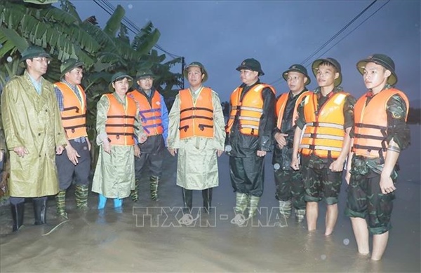 Bắc Ninh kiểm tra công tác ứng phó bão số 4 trên địa bàn xã Kép