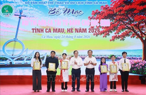 Tạo sân chơi nuôi dưỡng tình yêu văn hóa dân tộc cho học sinh