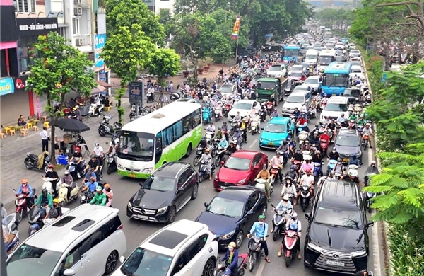 Hà Nội sẽ tính ưu tiên hỗ trợ người dân chuyển đổi phương tiện trong khu vực Vành đai 1