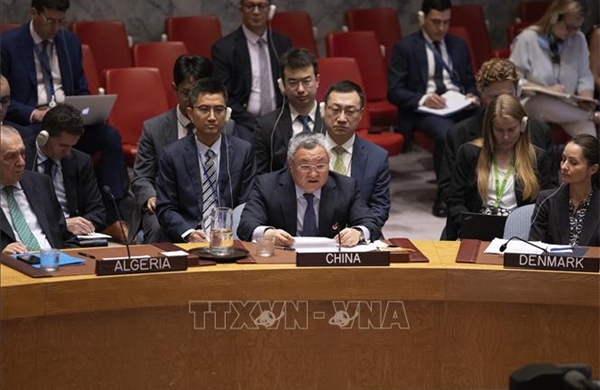 Đại sứ Trung Quốc tại LHQ bình luận về nguyên nhân ách tắc eo biển Hormuz