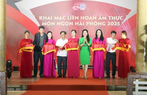 Kỷ niệm 70 năm giải phóng Hải Phòng: Liên hoan ẩm thực món ngon đất Cảng