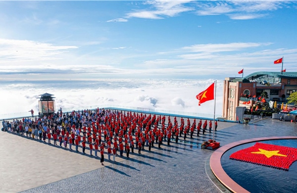 Kỳ nghỉ lễ Giỗ tổ Hùng Vương và 30/4: Loạt trải nghiệm độc bản từ Bắc chí Nam