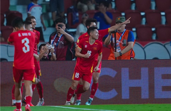 Chung kết lượt đi ASEAN Cup 2026: Tuyển Việt Nam chiến thắng 2-0, nhờ công của Hai Long và Quang Hải 