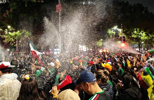 Mexico: Xảy ra giẫm đạp khi hơn 1 triệu người đổ về thủ đô ăn mừng chiến thắng tại World Cup