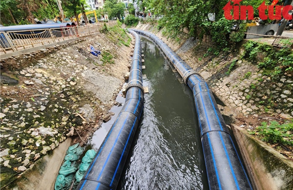 Sông Tô Lịch sắp đón nước từ hồ Tây và Nhà máy Yên Xá