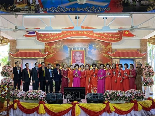 Tỉnh Nakhon Phanom (Thái Lan) long trọng kỷ niệm ngày sinh của Bác