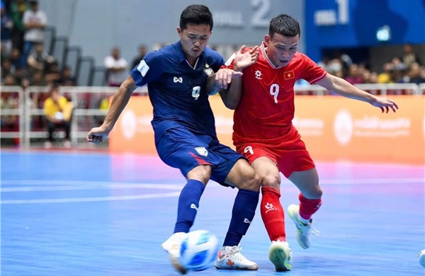 ĐT futsal Việt Nam giành ngôi nhất bảng, gặp Australia ở bán kết