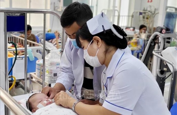 Mức sinh thấp kéo dài, TP Hồ Chí Minh tìm cách giữ 'dân số vàng'