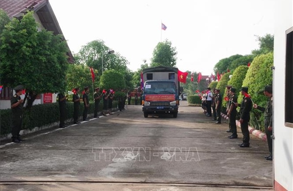 Lễ truy điệu, bàn giao và tiễn đưa hài cốt liệt sĩ quân tình nguyện và chuyên gia Việt Nam hi sinh tại Lào về nước