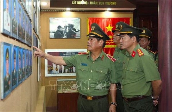 Lá chắn thép bảo vệ Đảng, bảo vệ lực lượng cách mạng miền Nam