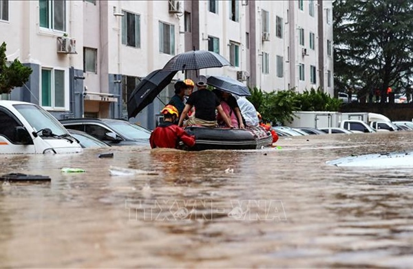 Tổng thống Hàn Quốc yêu cầu triển khai các biện pháp ngăn ngừa lũ lụt