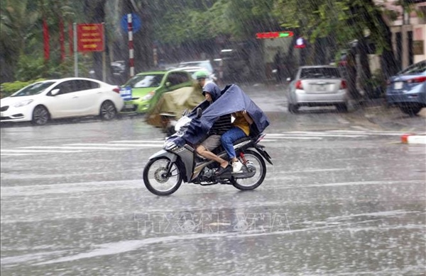 Hà Nội mưa lớn, có nơi trên 200mm
