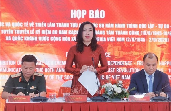 Tri ân bạn bè quốc tế có đóng góp cho sự nghiệp xây dựng, bảo vệ đất nước