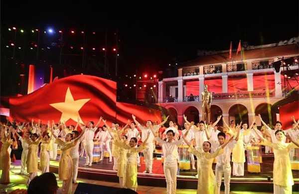 Cầu truyền hình “Thời cơ vàng” - Lan tỏa khát vọng xây dựng một Việt Nam hùng cường